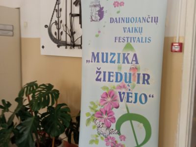 Festivalis ,,Muzika žiedų ir vėjo 2023″