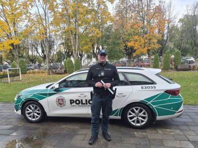 Atšvaitų diena: kaip būti matomiems kelyje ir pasirūpinti savo saugumu